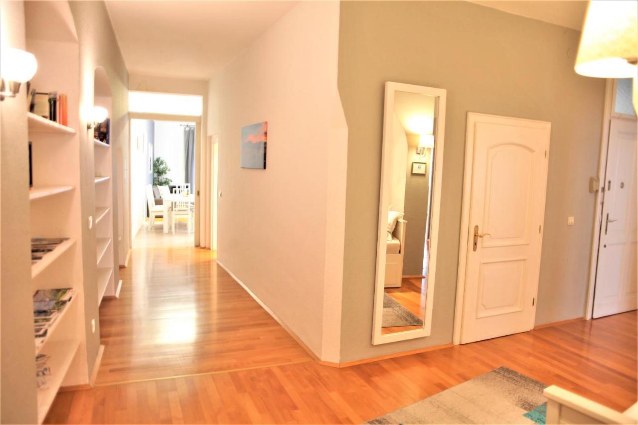 Spacious Apartment In The Heart Of Innsbruck Extérieur photo